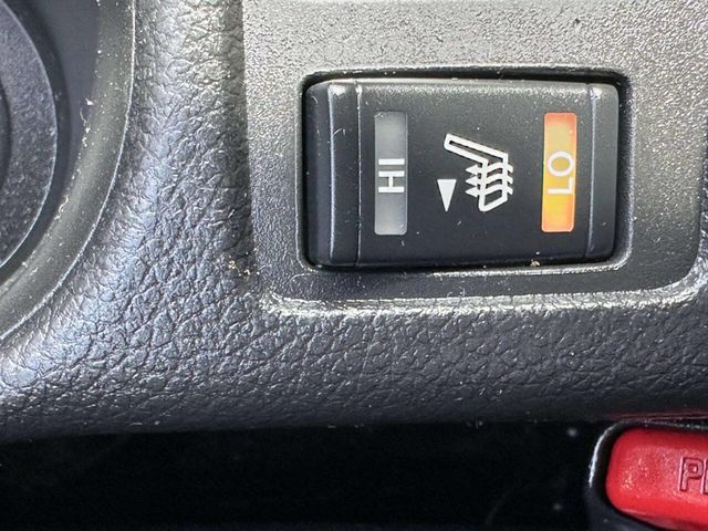 2019 Nissan Rogue AWD SV - 23003907 - 31