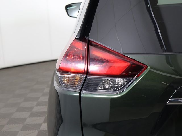 2019 Nissan Rogue AWD SV - 22953297 - 12