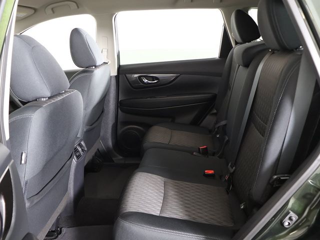 2019 Nissan Rogue AWD SV - 22953297 - 31