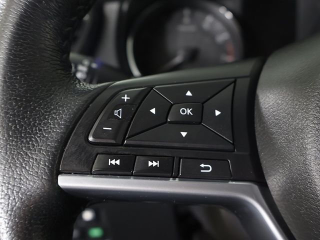 2019 Nissan Rogue AWD SV - 22953297 - 38