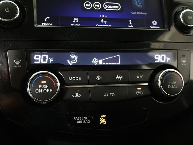 2019 Nissan Rogue AWD SV - 22953297 - 47