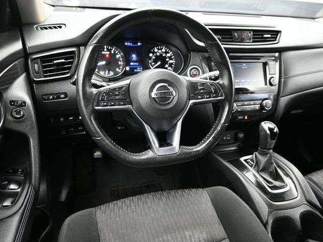 2019 Nissan Rogue AWD SV - 23004432 - 17