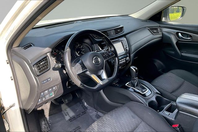 2019 Nissan Rogue AWD SV - 23029673 - 10