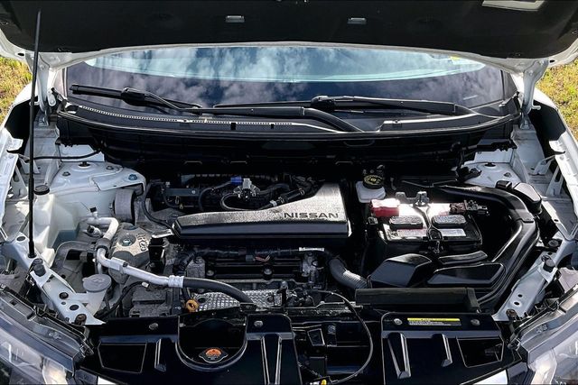 2019 Nissan Rogue AWD SV - 23029673 - 34