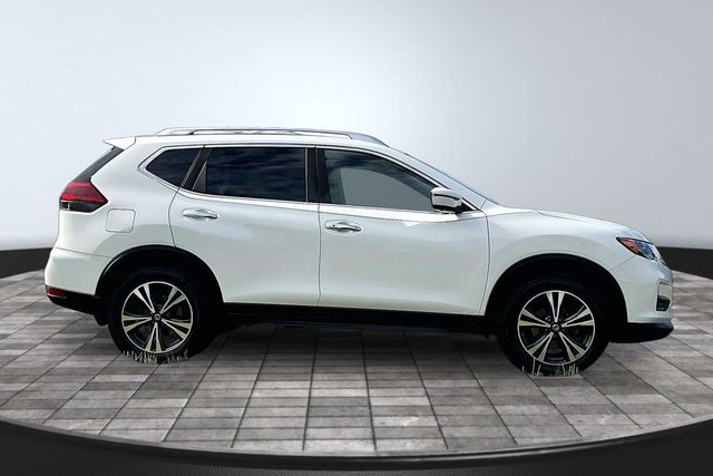 2019 Nissan Rogue AWD SV - 23029673 - 7