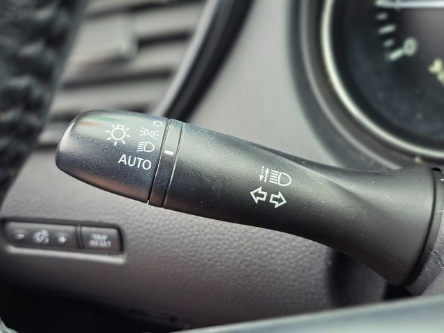 2019 Nissan Rogue FWD S - 22969448 - 36