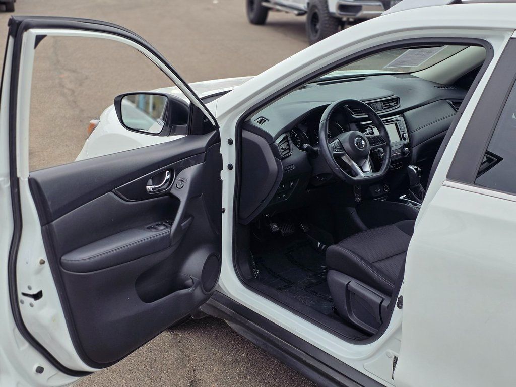 2019 Nissan Rogue FWD S - 22969448 - 40