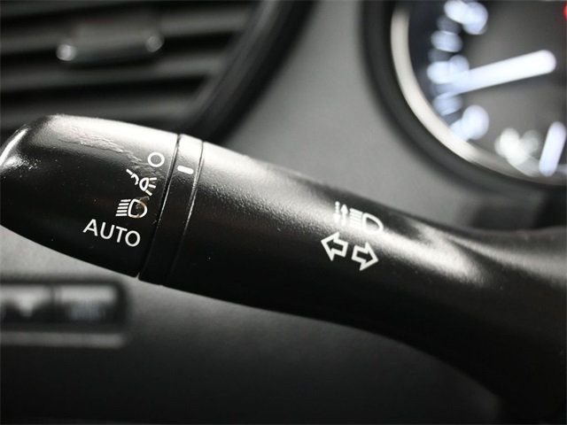 2019 Nissan Rogue FWD S - 22933227 - 28