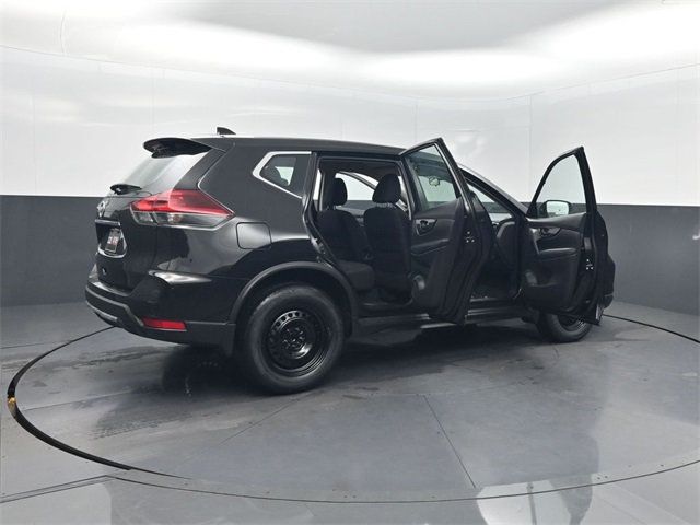 2019 Nissan Rogue FWD S - 22933227 - 39