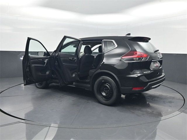 2019 Nissan Rogue FWD S - 22933227 - 41