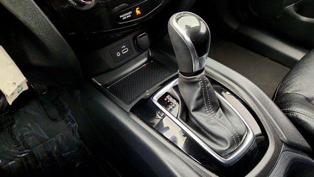 2019 Nissan Rogue FWD S - 22962886 - 15