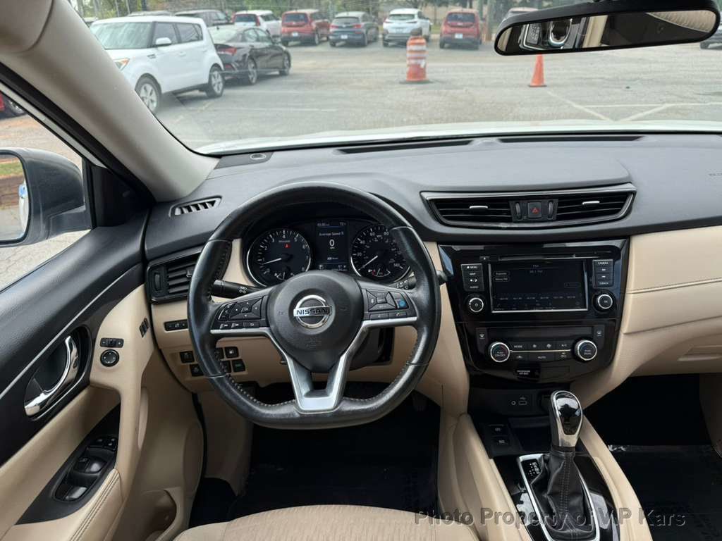 2019 Nissan Rogue FWD SV - 23006887 - 12