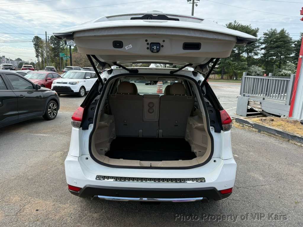 2019 Nissan Rogue FWD SV - 23006887 - 17