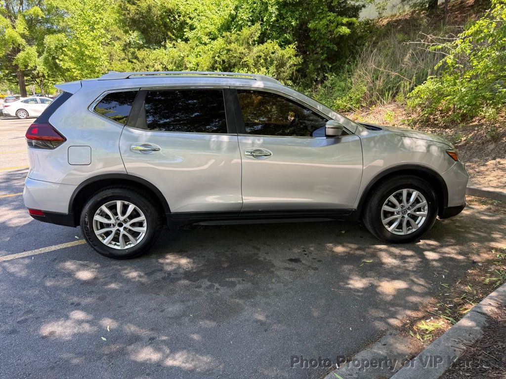 2019 Nissan Rogue FWD SV - 23015792 - 3