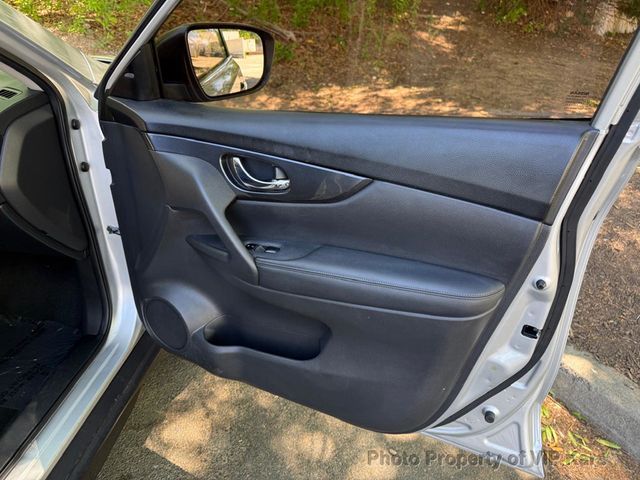 2019 Nissan Rogue FWD SV - 23015792 - 8