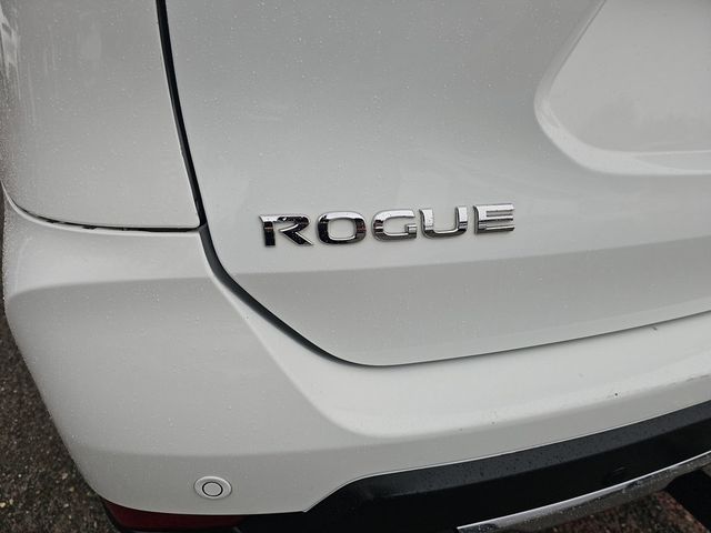 2019 Nissan Rogue FWD SV - 23017310 - 26