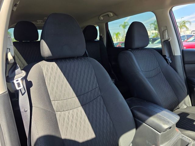 2019 Nissan Rogue FWD SV - 23002436 - 10