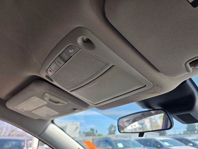 2019 Nissan Rogue FWD SV - 23002436 - 11