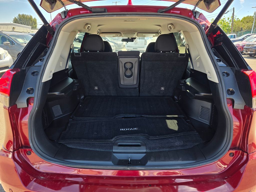 2019 Nissan Rogue FWD SV - 23002436 - 12