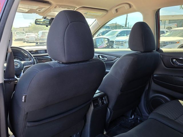 2019 Nissan Rogue FWD SV - 23002436 - 19