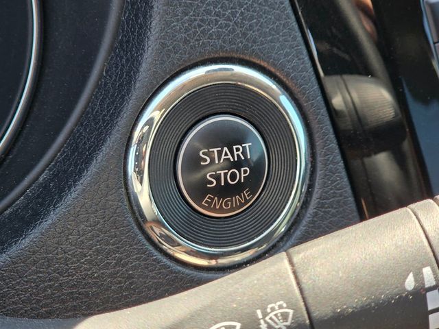 2019 Nissan Rogue FWD SV - 23002436 - 40