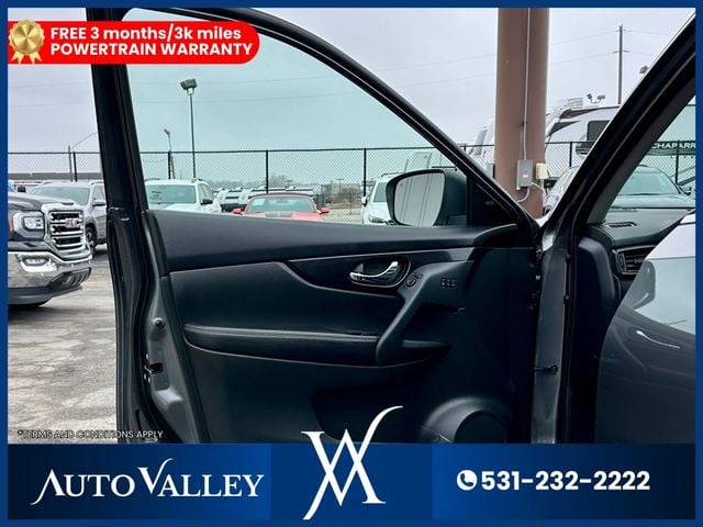 2019 Nissan Rogue SL Sport Utility 4D - 22983075 - 11