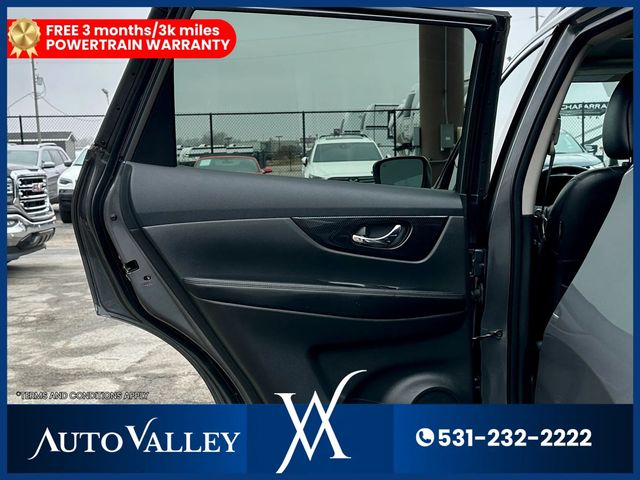 2019 Nissan Rogue SL Sport Utility 4D - 22983075 - 19