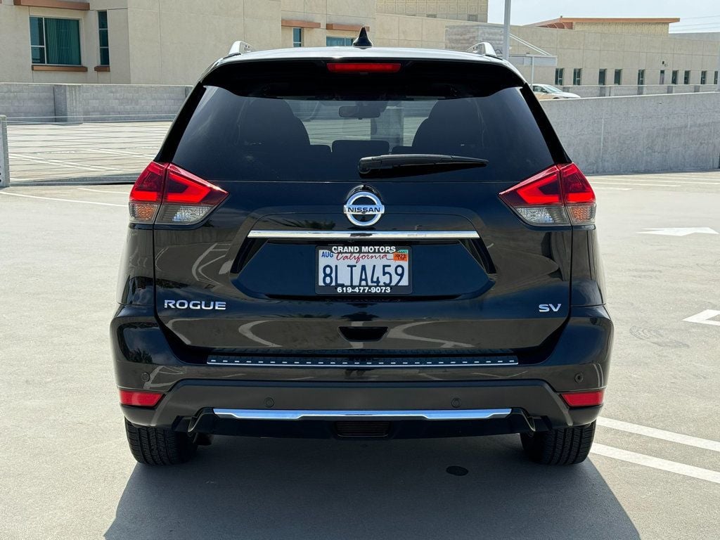 2019 Nissan Rogue SV - 22559801 - 12