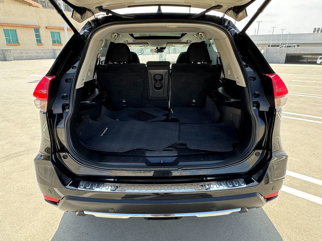 2019 Nissan Rogue SV - 22559801 - 17