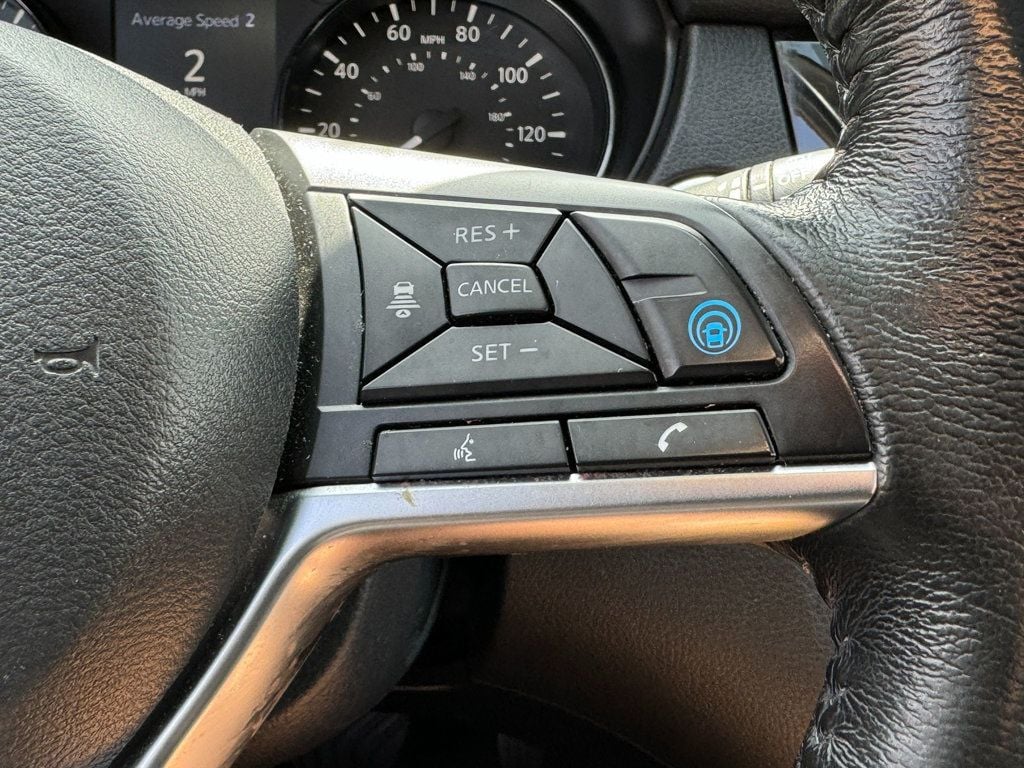 2019 Nissan Rogue SV - 22559801 - 38