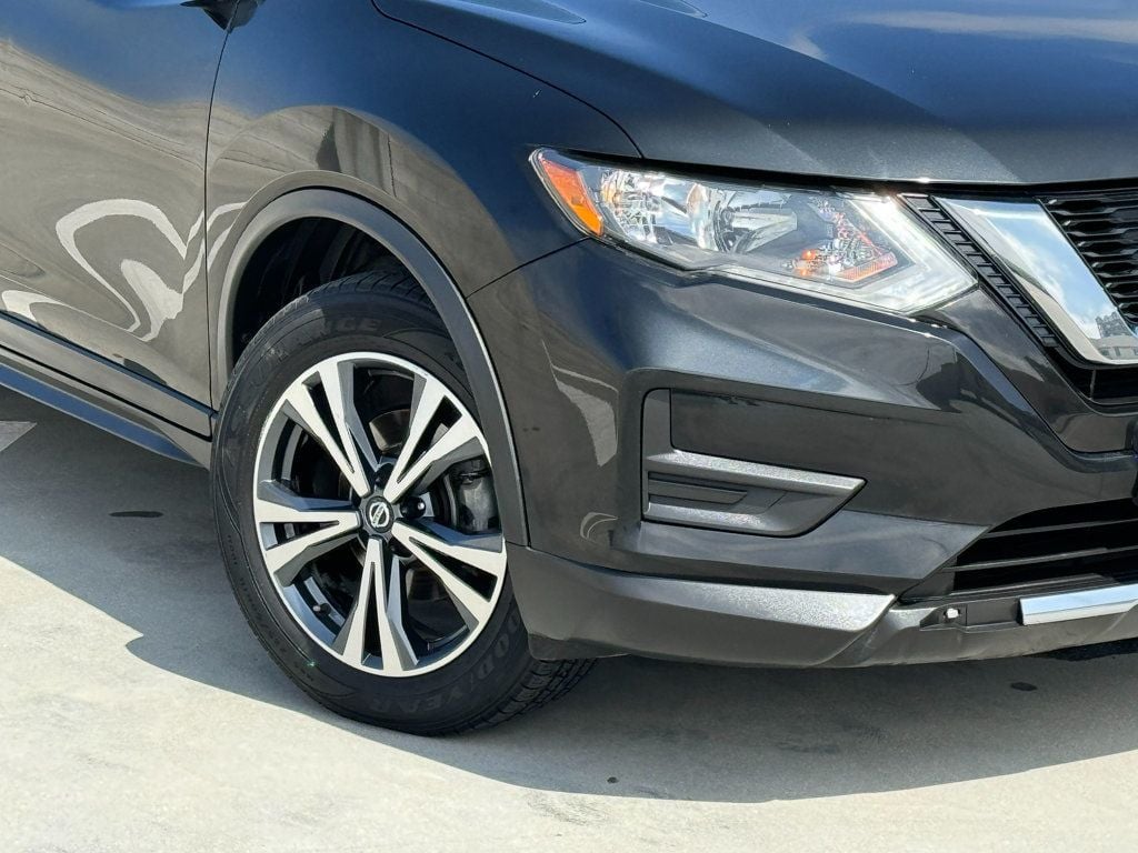 2019 Nissan Rogue SV - 22559801 - 3