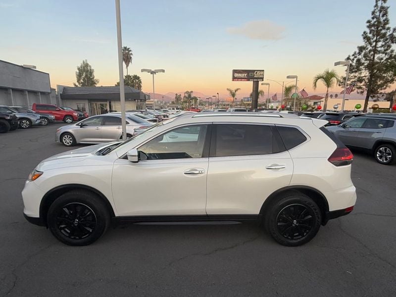 2019 Nissan Rogue SV - 22720746 - 5