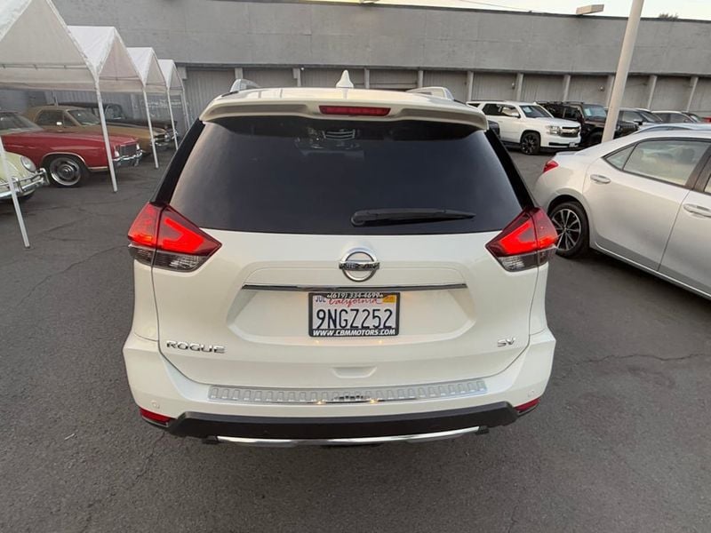 2019 Nissan Rogue SV - 22720746 - 6