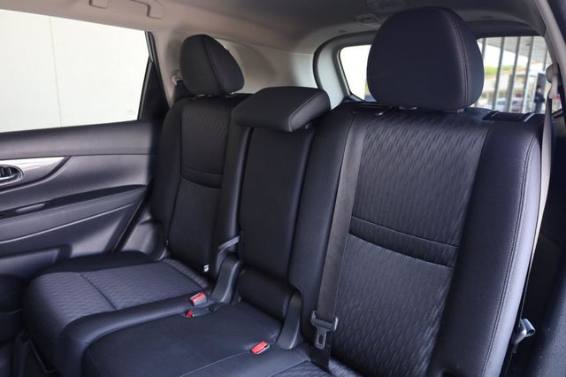 2019 Nissan Rogue SV - 23029138 - 20