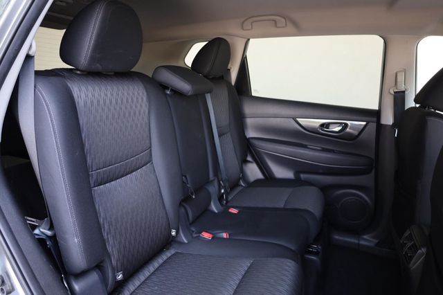 2019 Nissan Rogue SV - 23029138 - 24