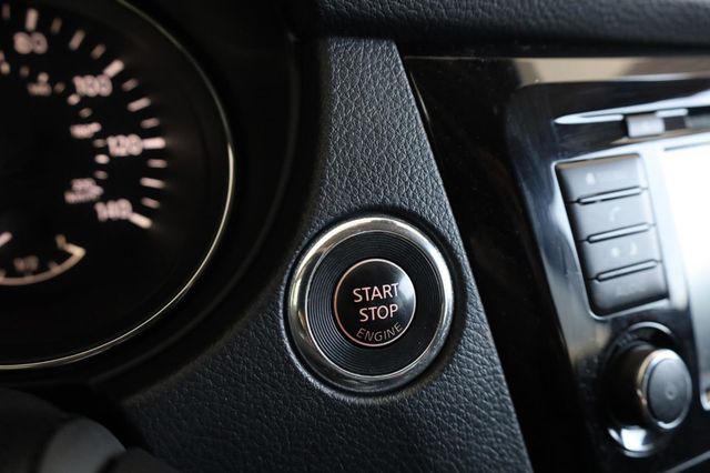 2019 Nissan Rogue SV - 23029138 - 32