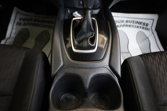 2019 Nissan Rogue SV - 23029138 - 41