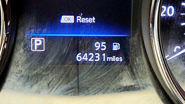 2019 Nissan Rogue S with Special Edition Package - 22962886 - 14