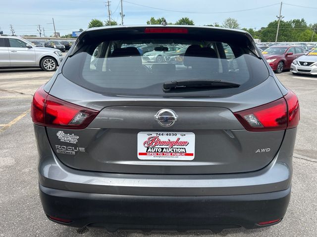 2019 Nissan Rogue Sport AWD S - 23021378 - 4