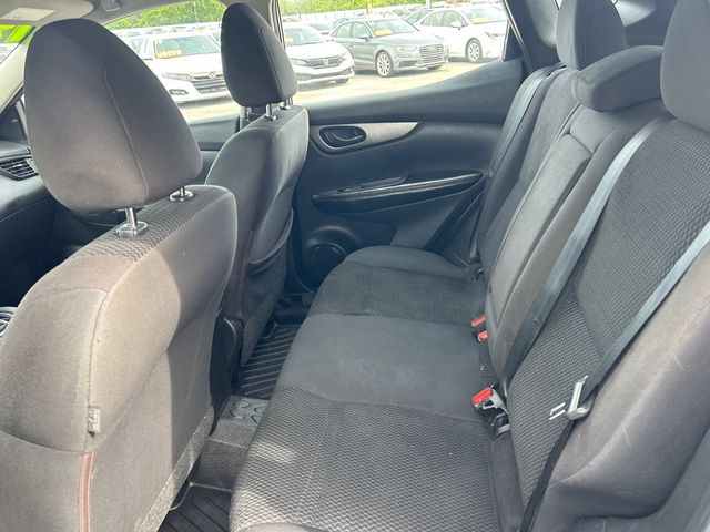 2019 Nissan Rogue Sport AWD S - 23021378 - 6