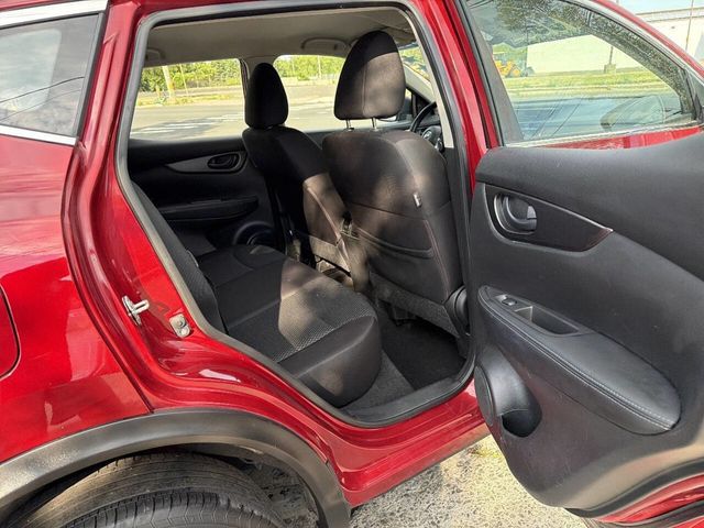 2019 Nissan Rogue Sport AWD S - 23042489 - 11