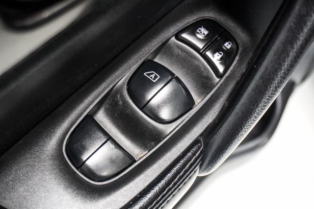2019 Nissan Rogue Sport AWD S - 23057379 - 18