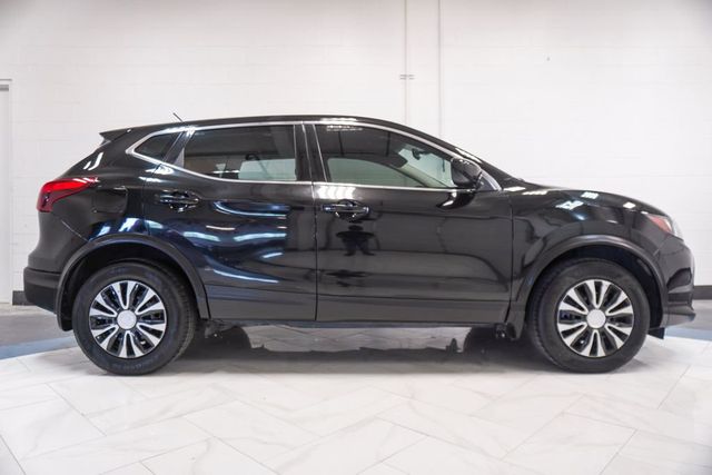 2019 Nissan Rogue Sport AWD S - 23057379 - 28