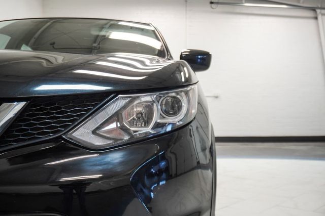 2019 Nissan Rogue Sport AWD S - 23057379 - 32