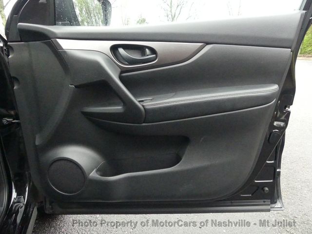 2019 Nissan Rogue Sport AWD S - 22975870 - 16