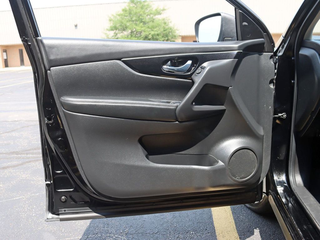 2019 Nissan Rogue Sport SL photo 28