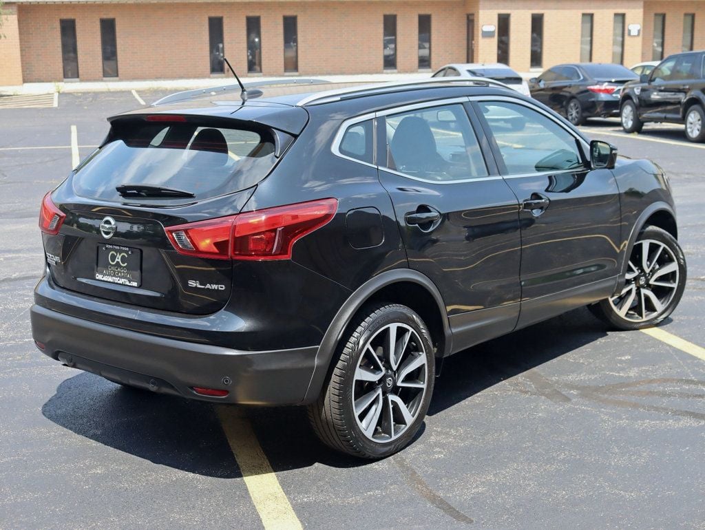 2019 Nissan Rogue Sport SL photo 3