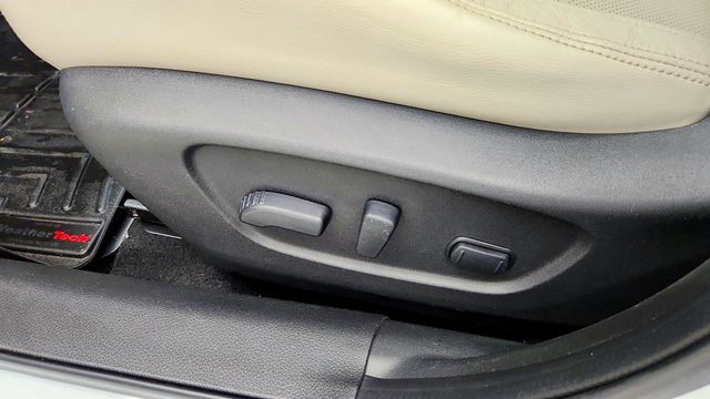 2019 Nissan Rogue Sport AWD SL w/ Premium Package, Moonroof & Bose Audio - 23100855 - 11