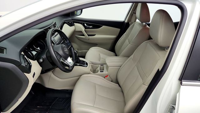 2019 Nissan Rogue Sport AWD SL w/ Premium Package, Moonroof & Bose Audio - 23100855 - 18