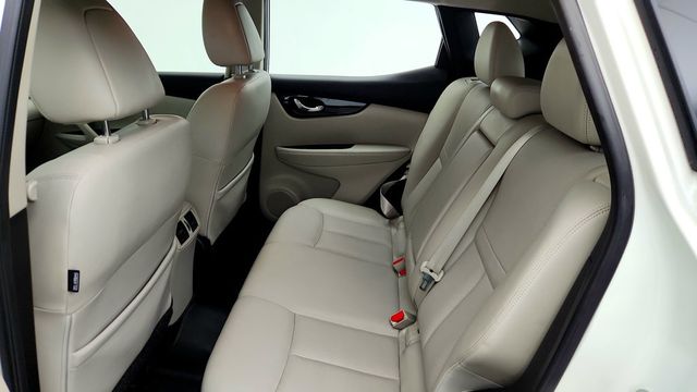 2019 Nissan Rogue Sport AWD SL w/ Premium Package, Moonroof & Bose Audio - 23100855 - 19